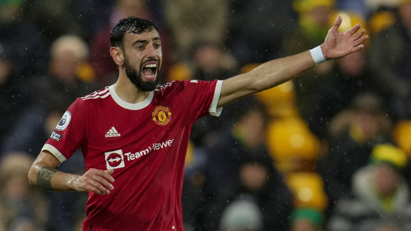 德甲关键时刻走向成谜，曼联绝杀压哨，话题不断，医务组通报恢复(天欲使其亡必先使其狂)