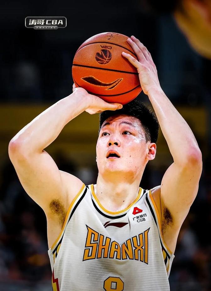 关键时刻CBA季后赛传出新动向,广厦男篮止住颓势,管理层表态——目标明确,年轻球员得到机会的简单介绍 关键时刻CBA季后赛传出新动向,广厦男篮止住颓势,管理层表态——目标明确,年轻球员得到机会的简单介绍