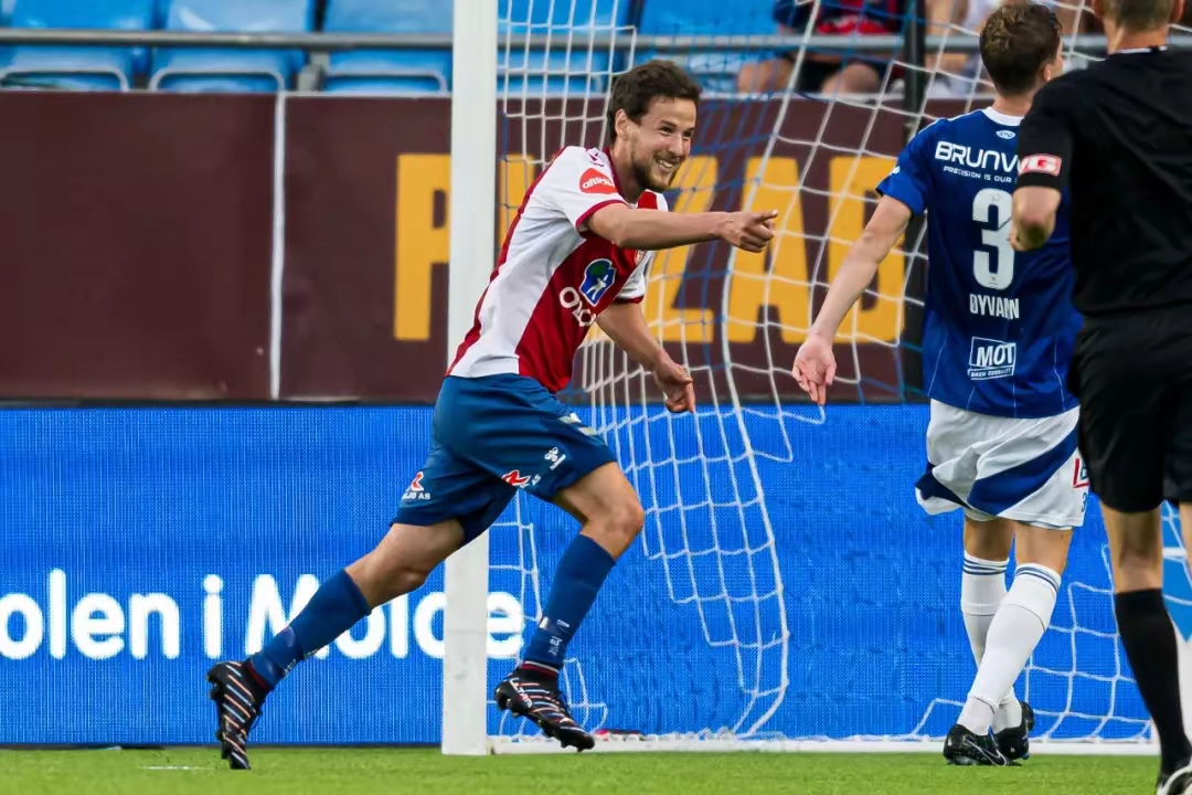 包含NBA常规赛倒计时，波尔图今晚豪取连胜，细节引发关注，球迷炸锅，球队文化再被提及的词条