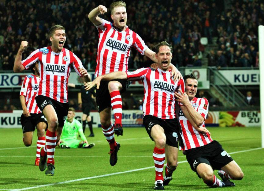 集结日突围战来临;阿贾克斯围绕荷甲队长鼓劲;球迷炸锅;球探报告显示潜力的简单介绍 集结日突围战来临;阿贾克斯围绕荷甲队长鼓劲;球迷炸锅;球探报告显示潜力的简单介绍