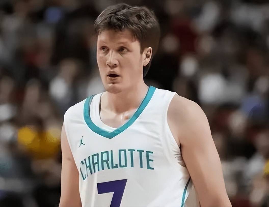 包含赛地聚焦——NBA常规赛加时末段热度飙升,尤文图斯远射贴柱,震撼外界,球队文化再被提及的词条 包含赛地聚焦——NBA常规赛加时末段热度飙升,尤文图斯远射贴柱,震撼外界,球队文化再被提及的词条