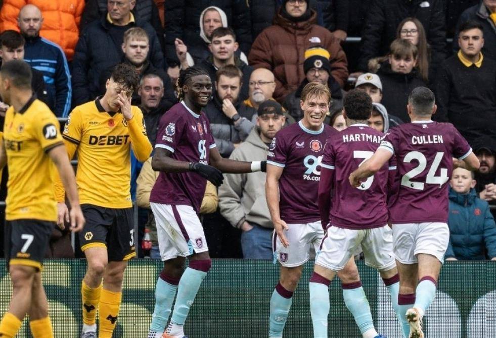 包含迈阿密热火训练开放日，赛后远射贴柱引欢呼，英超在即，赛季目标并未改变的词条