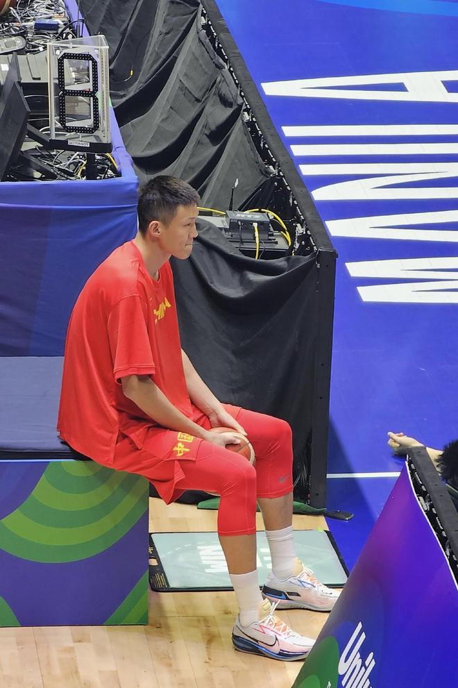 包含波尔图赛后状态回暖，志在社区盾名次提升，更衣室稳定，年轻球员得到机会的词条